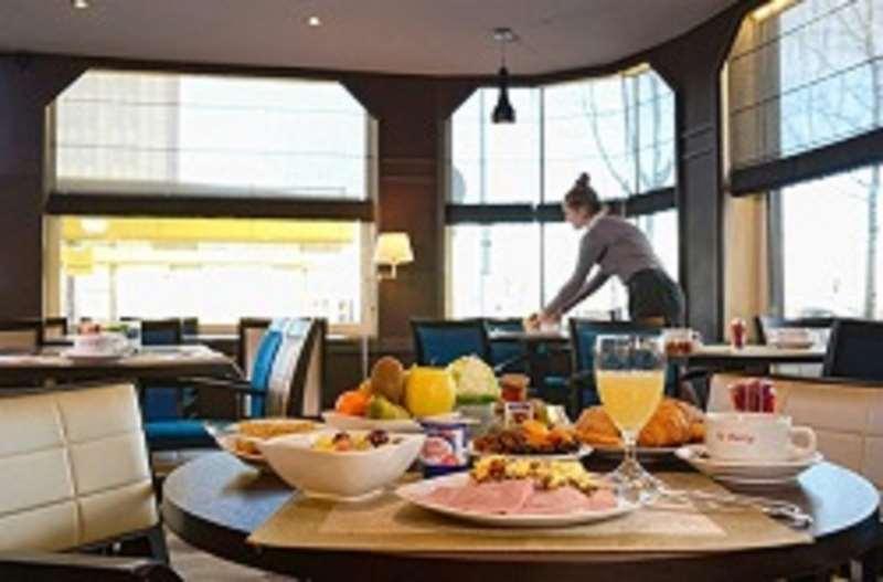 Hotel Le Berry Saint-Nazaire Restaurant bilde