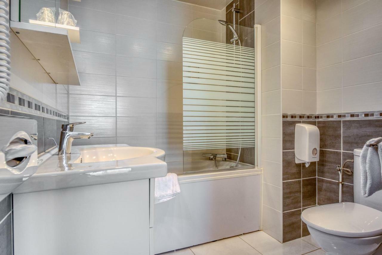 Hotel Le Berry Saint-Nazaire Eksteriør bilde